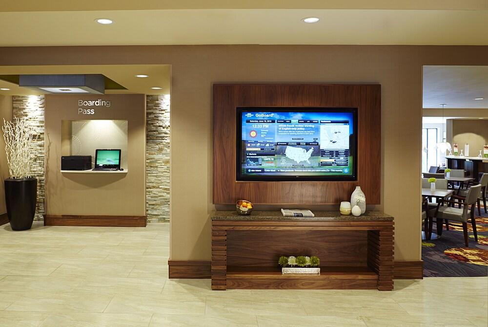 Courtyard By Marriott Ithaca Airport/University Exterior foto